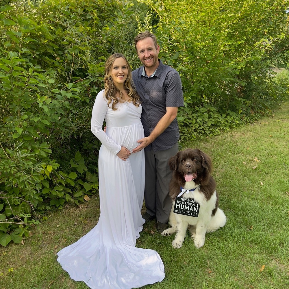 Maternity photoshoot dress.